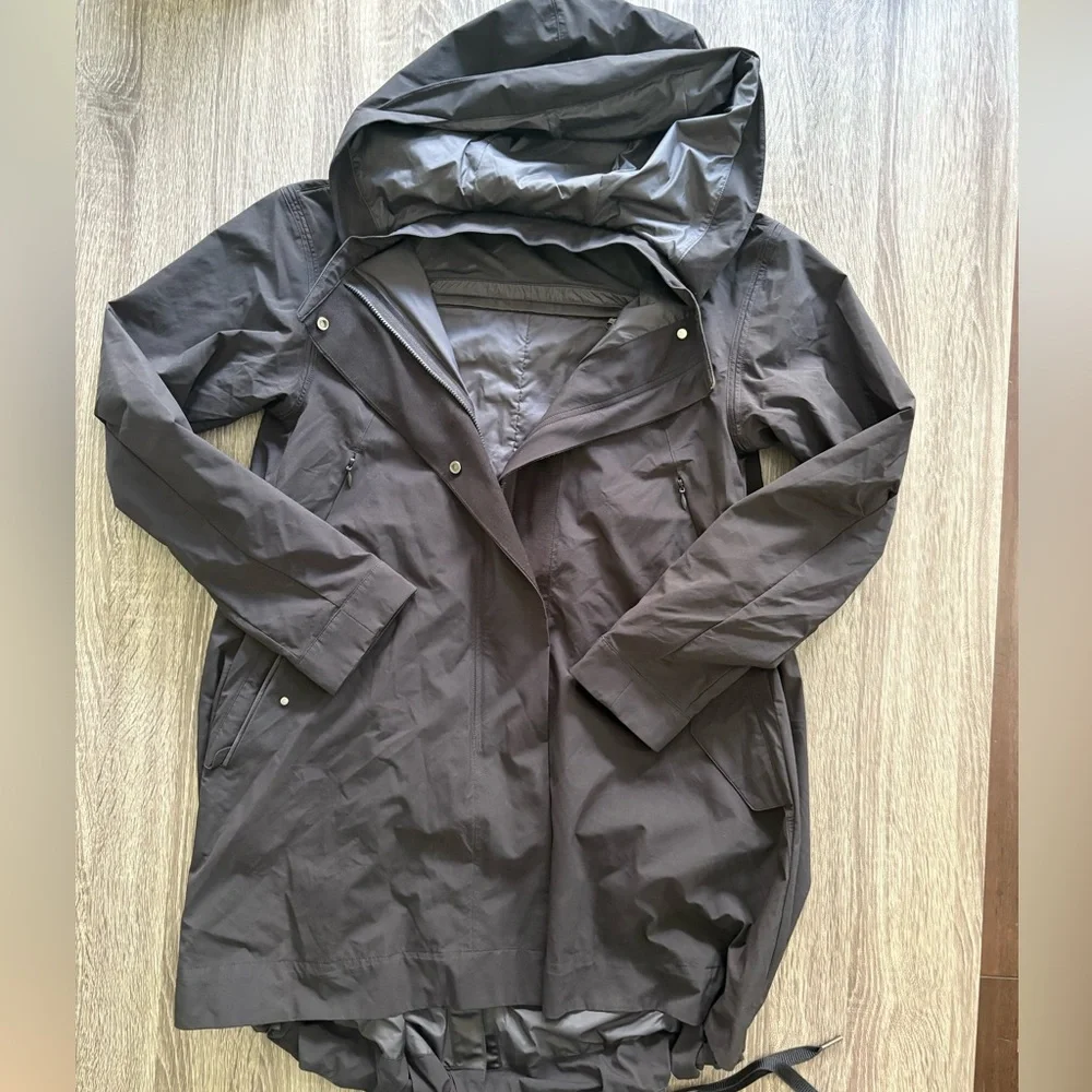 Lululemon &Go Swing trench coat - Picture 3 of 11